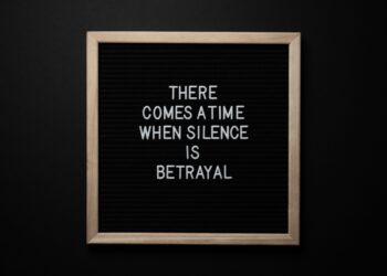 10 Clever Funny Quotes That Will Add Humor to Your Speeches
