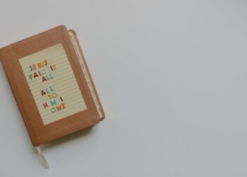 10 Zen Quotes for Peace to Bring Tranquility into Your Day